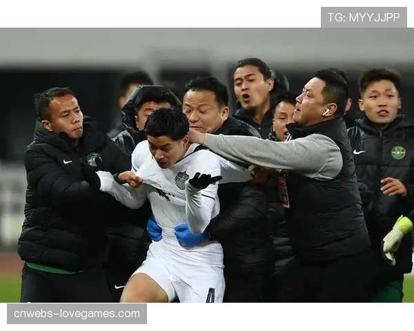 中国足协公布处罚：一名中超球员因赛场暴力行为被停赛6场